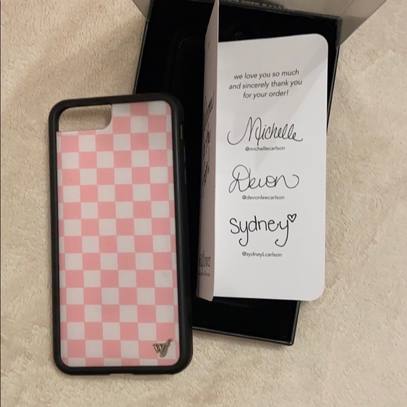 Pink Checkered Wildflower Case - Brand New - Picture 2 of 3